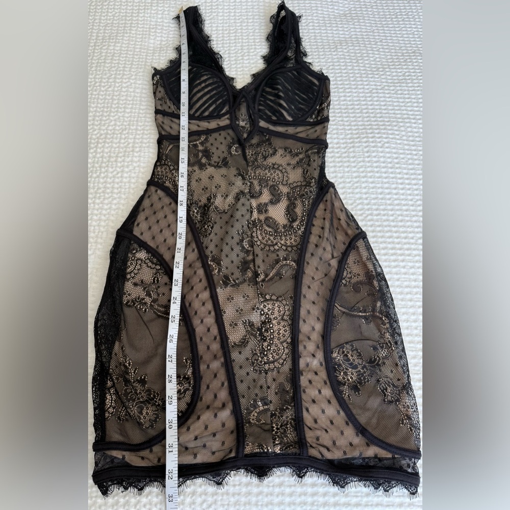 ⚡️Flash Sale⚡️ Bebe Elegant Black & Nude Lace Dress - Picture 6 of 9